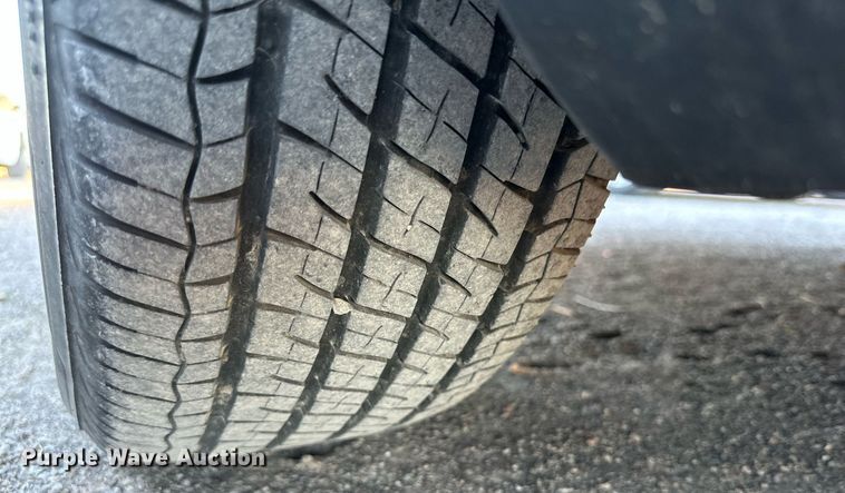 image for item JT9271 2001 Ford Taurus