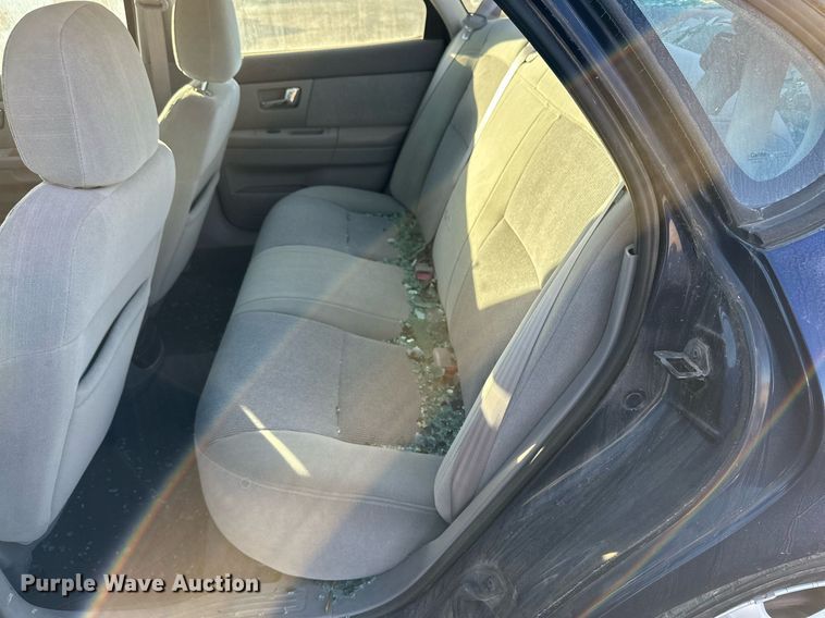 image for item JT9272 2000 Ford Taurus