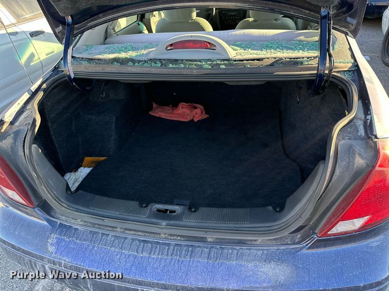 image for item JT9272 2000 Ford Taurus