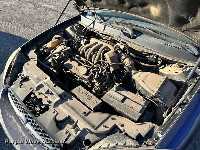 image for item JT9272 2000 Ford Taurus