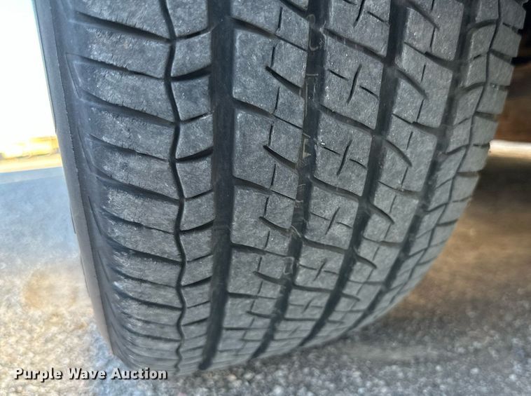 image for item JT9272 2000 Ford Taurus