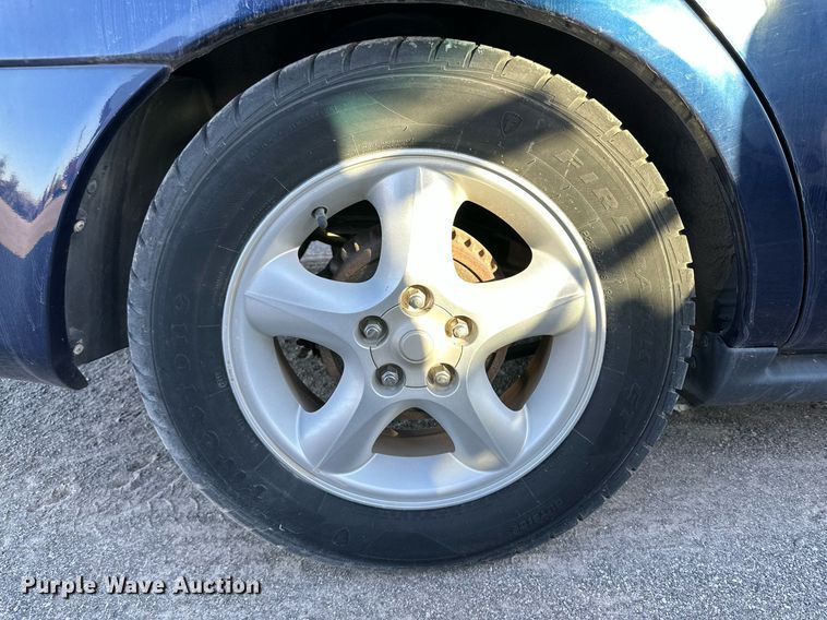 image for item JT9272 2000 Ford Taurus