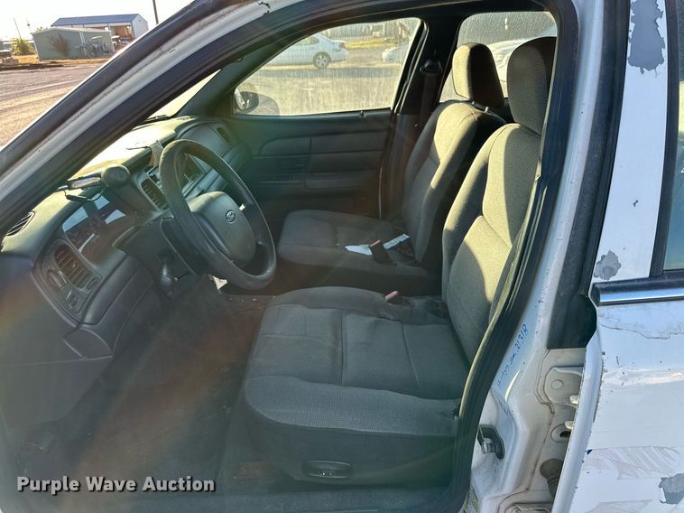 image for item JT9273 2008 Ford Crown Victoria Police Interceptor
