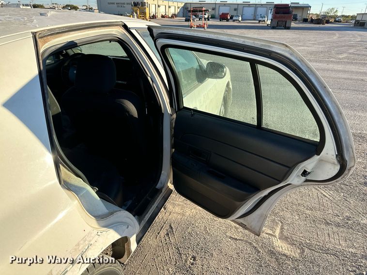 image for item JT9273 2008 Ford Crown Victoria Police Interceptor