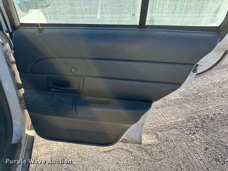 image for item JT9273 2008 Ford Crown Victoria Police Interceptor