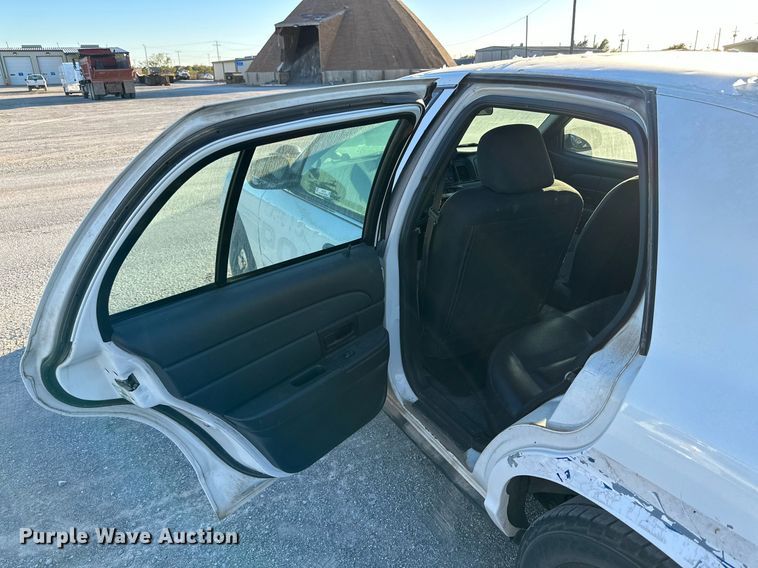 image for item JT9273 2008 Ford Crown Victoria Police Interceptor