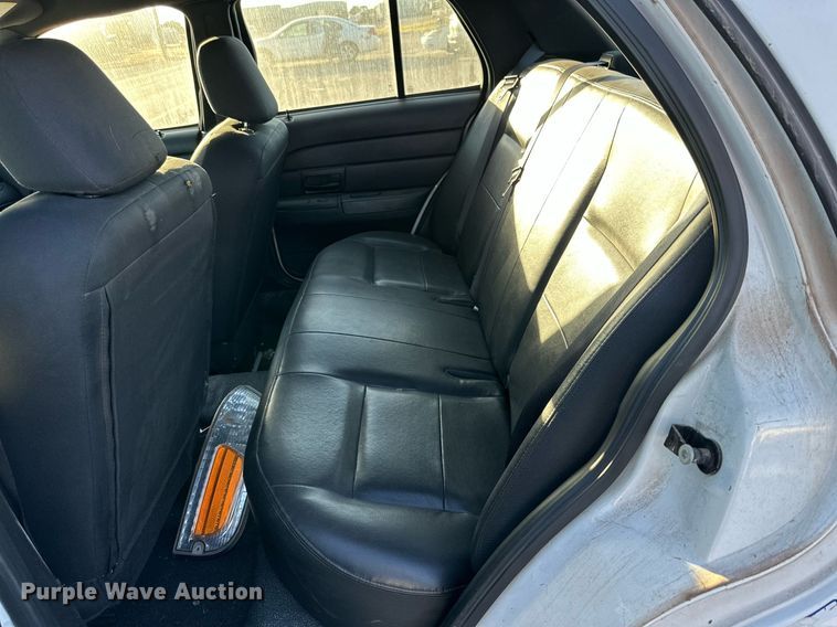 image for item JT9273 2008 Ford Crown Victoria Police Interceptor