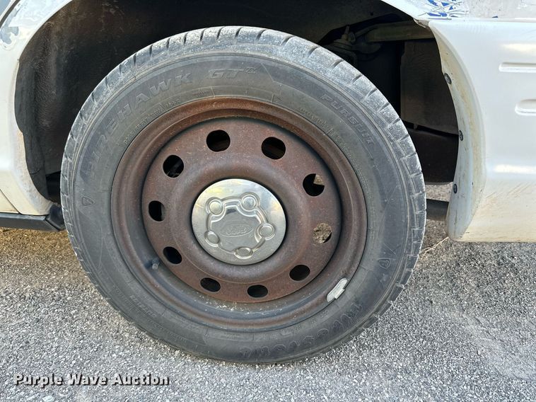 image for item JT9273 2008 Ford Crown Victoria Police Interceptor