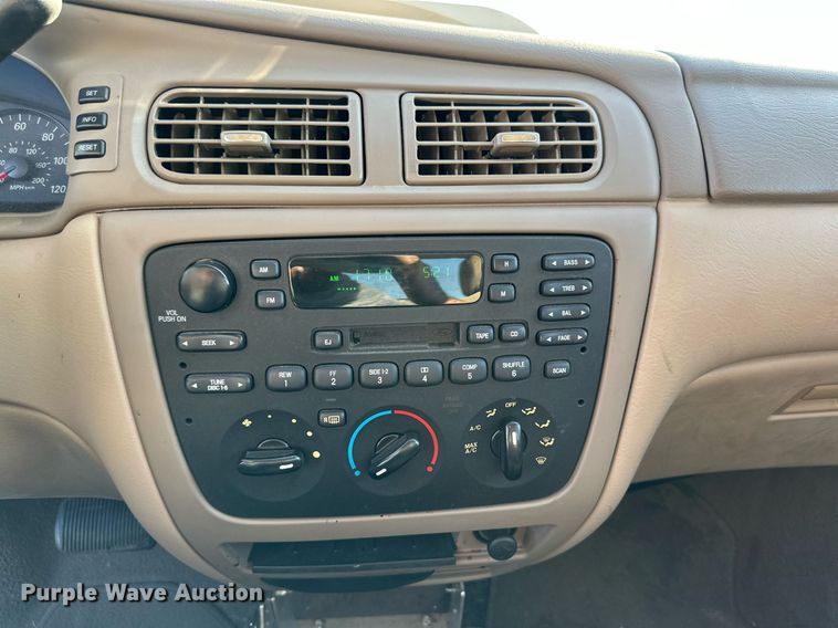 image for item JT9275 2006 Ford Taurus