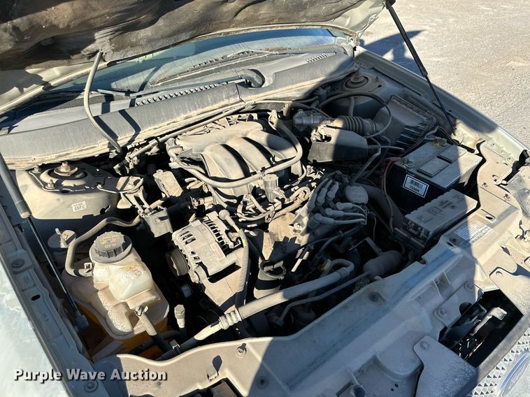 image for item JT9275 2006 Ford Taurus