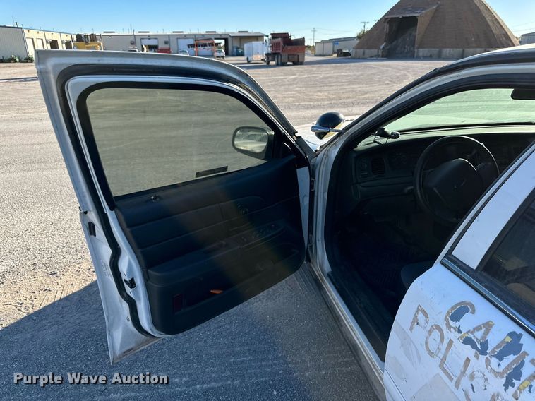 image for item JT9277 2008 Ford Crown Victoria Police Interceptor