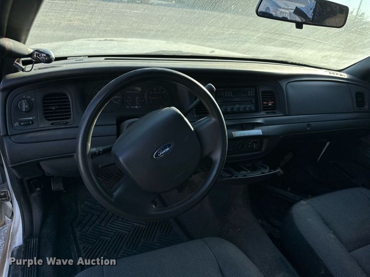 image for item JT9277 2008 Ford Crown Victoria Police Interceptor