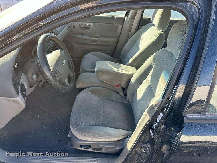 image for item JT9278 2000 Ford Taurus