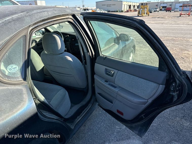 image for item JT9278 2000 Ford Taurus