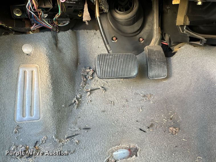 image for item JT9279 1997 Ford Taurus