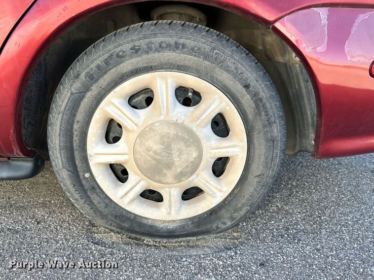 image for item JT9279 1997 Ford Taurus