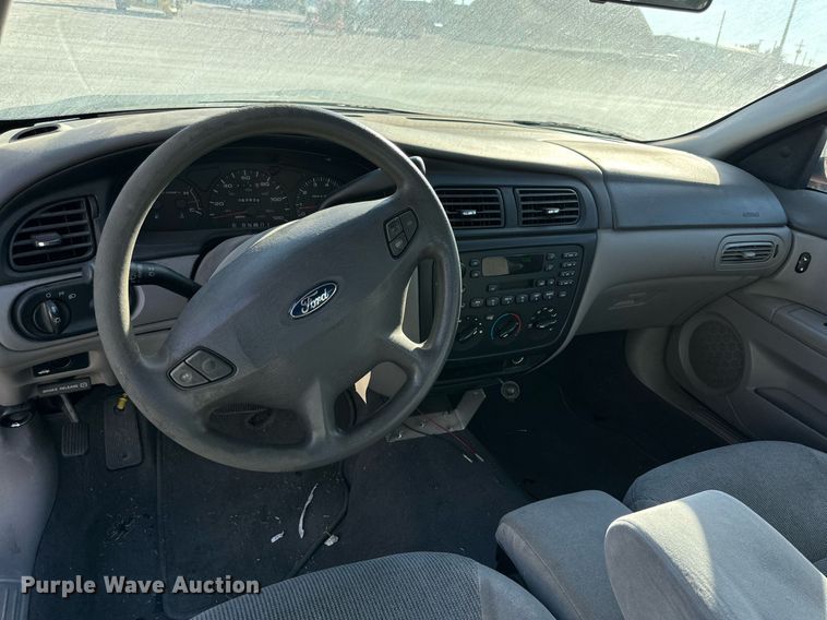 image for item JT9283 2001 Ford Taurus