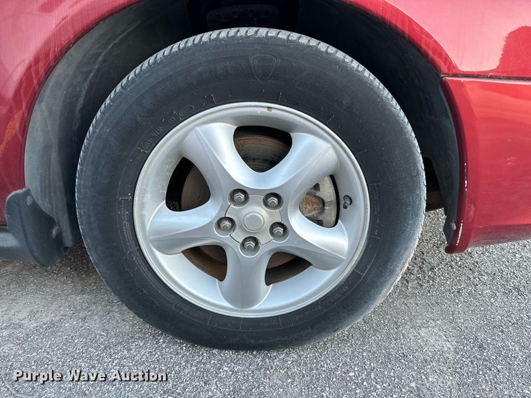 image for item JT9283 2001 Ford Taurus