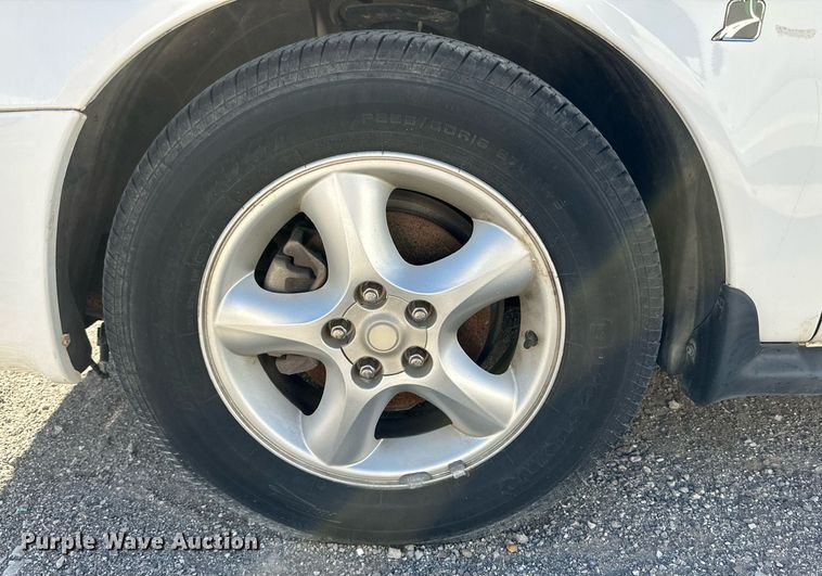 image for item JT9284 2000 Ford Taurus