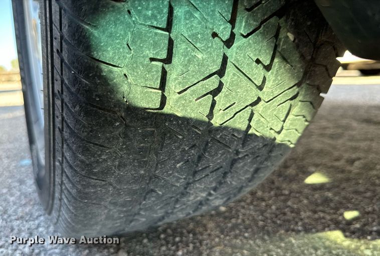 image for item JT9284 2000 Ford Taurus