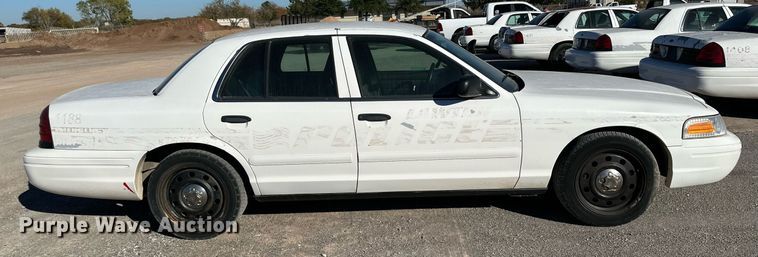 image for item JT9285 2006 Ford Crown Victoria Police Interceptor