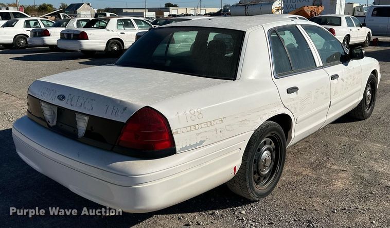 image for item JT9285 2006 Ford Crown Victoria Police Interceptor