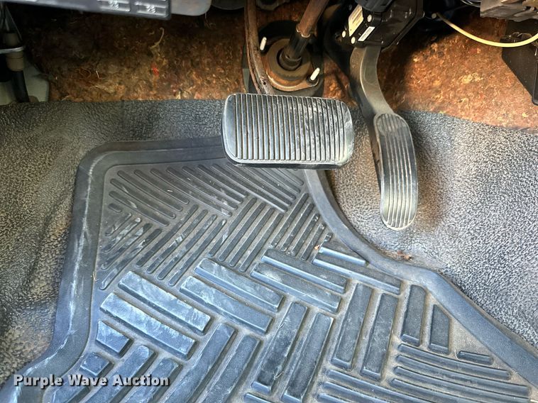 image for item JT9285 2006 Ford Crown Victoria Police Interceptor