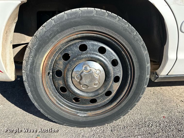 image for item JT9285 2006 Ford Crown Victoria Police Interceptor