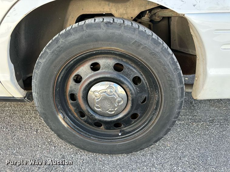 image for item JT9285 2006 Ford Crown Victoria Police Interceptor