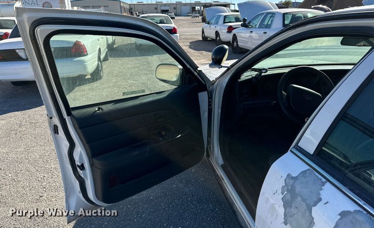 image for item JT9286 2008 Ford Crown Victoria Police Interceptor