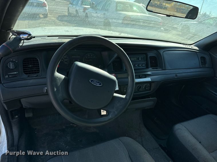 image for item JT9286 2008 Ford Crown Victoria Police Interceptor