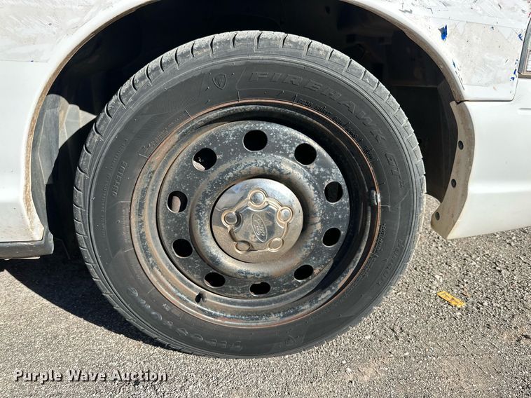 image for item JT9286 2008 Ford Crown Victoria Police Interceptor