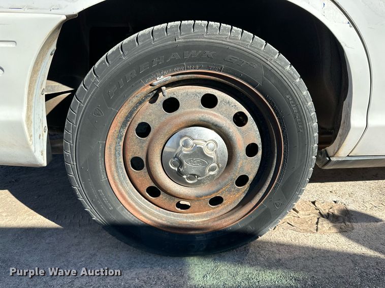 image for item JT9286 2008 Ford Crown Victoria Police Interceptor