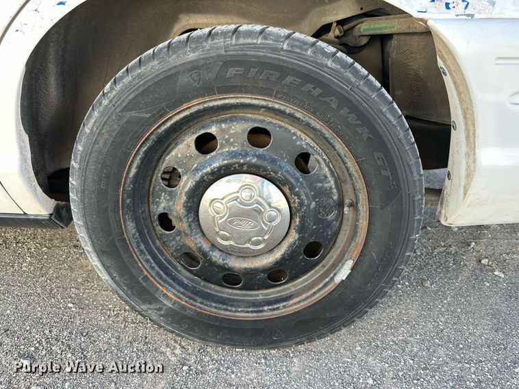 image for item JT9286 2008 Ford Crown Victoria Police Interceptor