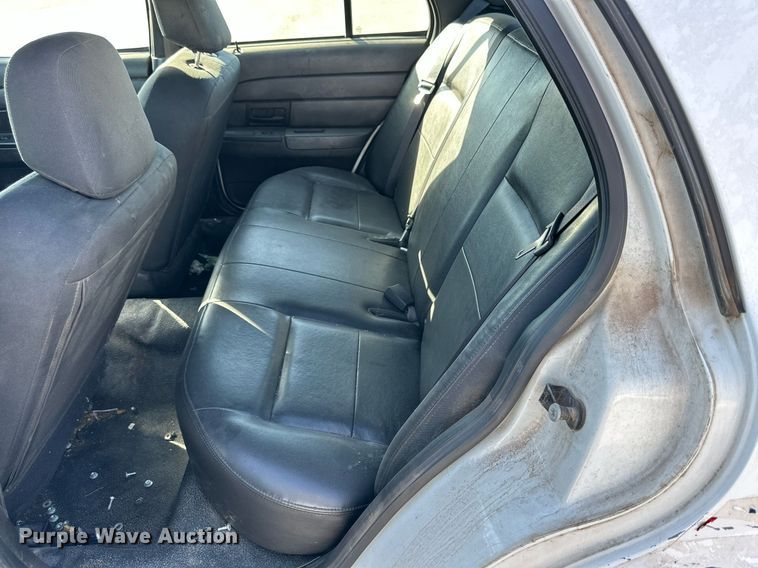 image for item JT9288 2008 Ford Crown Victoria Police Interceptor