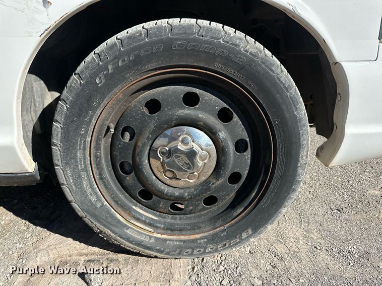 image for item JT9292 2008 Ford Crown Victoria Police Interceptor