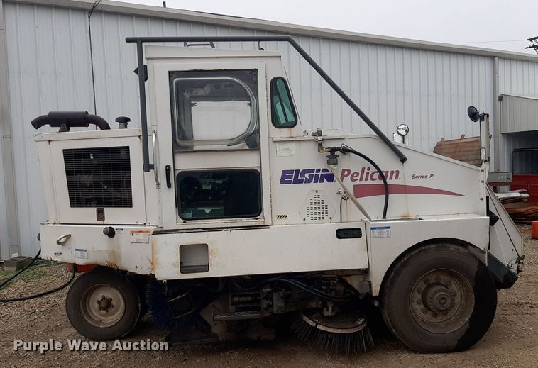 image for item KD9088 Elgin Pelican Series P  street sweeper