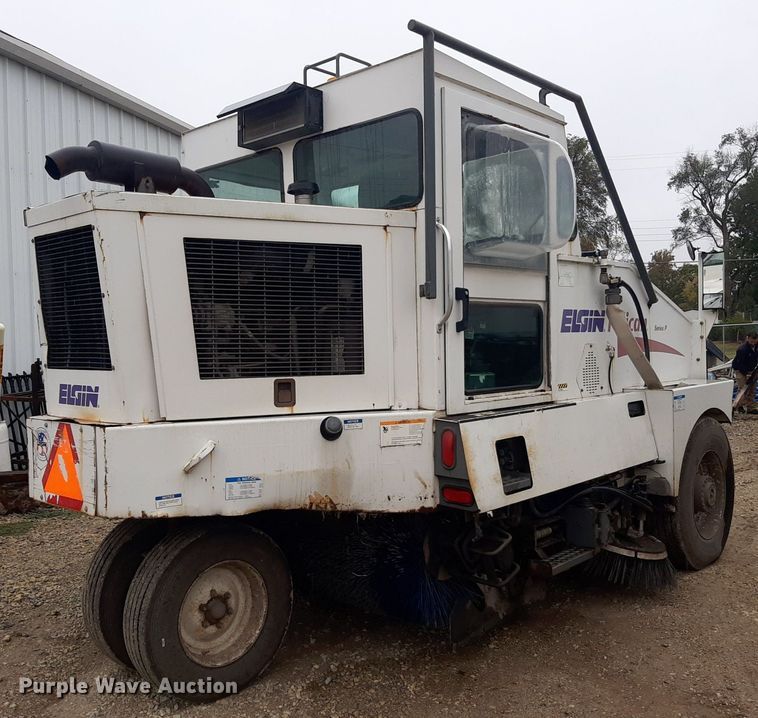image for item KD9088 Elgin Pelican Series P  street sweeper