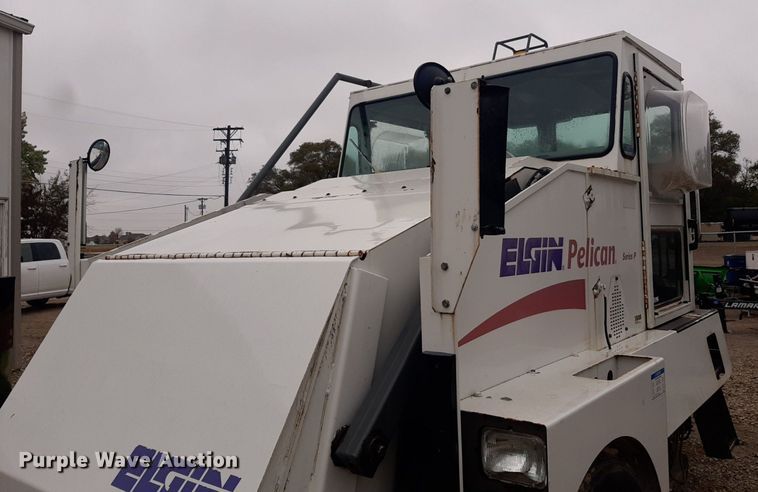 image for item KD9088 Elgin Pelican Series P  street sweeper