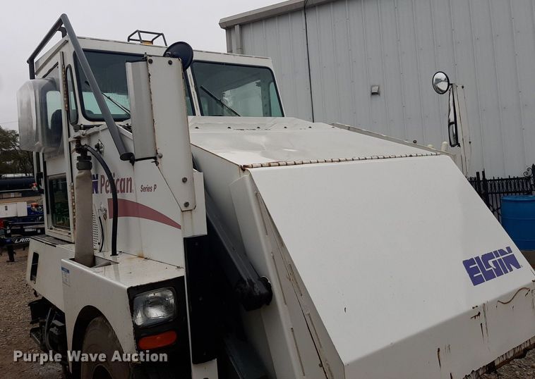 image for item KD9088 Elgin Pelican Series P  street sweeper