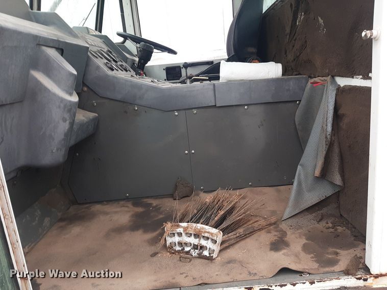 image for item KD9088 Elgin Pelican Series P  street sweeper