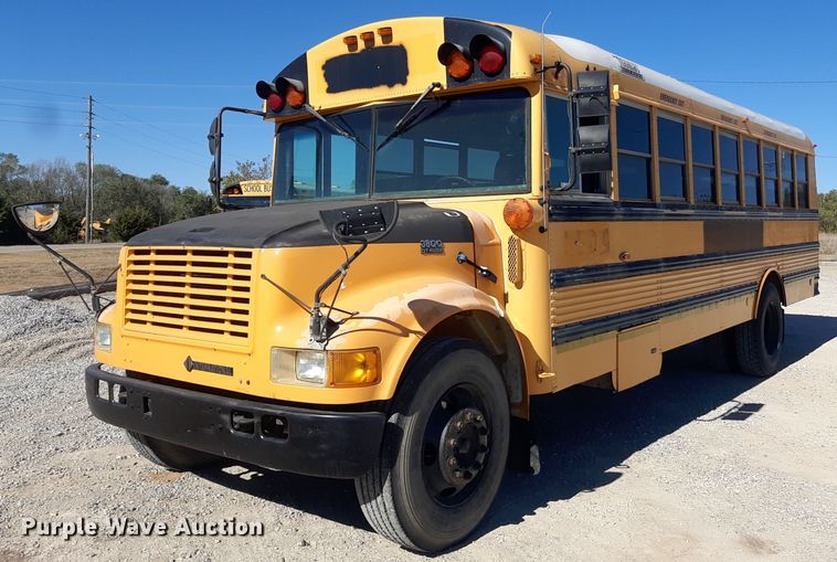 image for item KD9104 1998 International  school bus