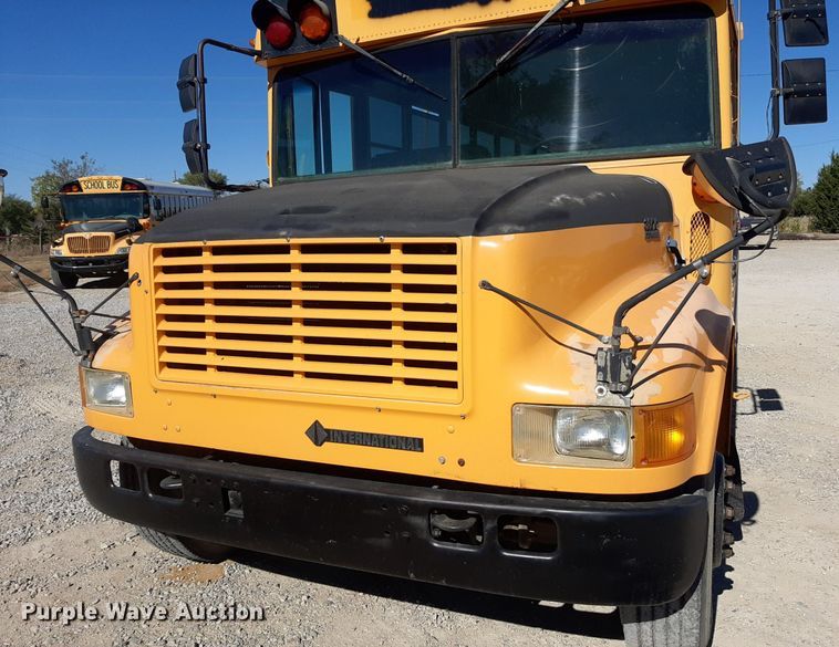 image for item KD9104 1998 International  school bus