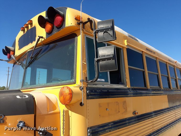 image for item KD9104 1998 International  school bus