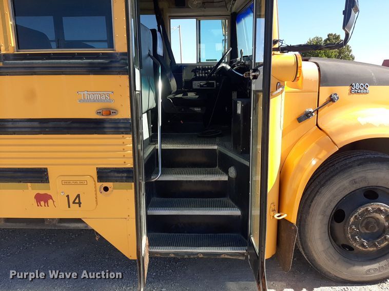 image for item KD9104 1998 International  school bus