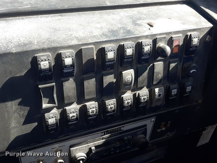 image for item KD9104 1998 International  school bus