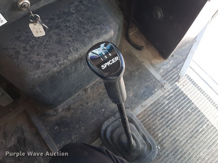 image for item KD9104 1998 International  school bus