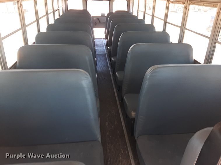 image for item KD9104 1998 International  school bus