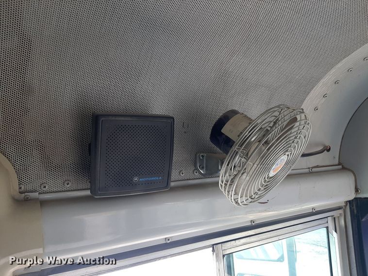 image for item KD9104 1998 International  school bus