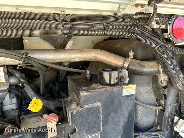 image for item KT9229 2014 International PB30500  school bus